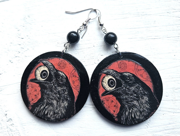 kolczyki drewniane Kruk z okiem