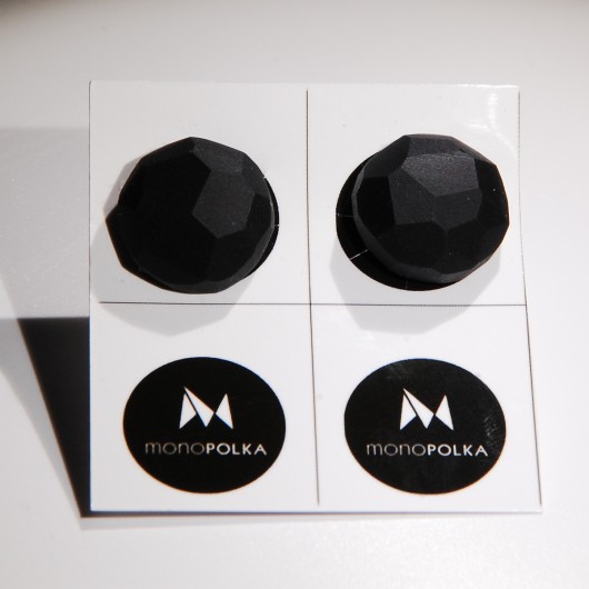 czarne spinki mankietowe  Monopolka