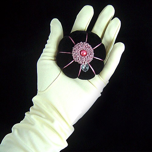 broszka Fluffy Puffy Flower b054 Valentine`s Inpamo
