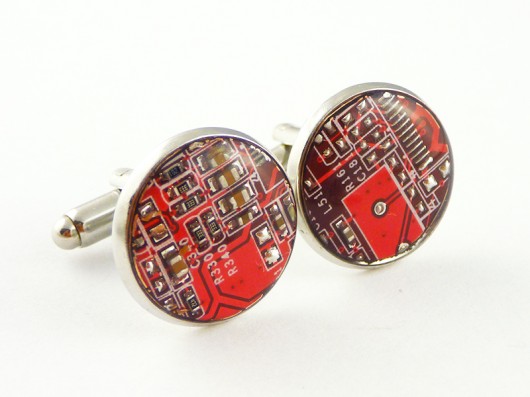 Spinki elektroniczne Scradeus