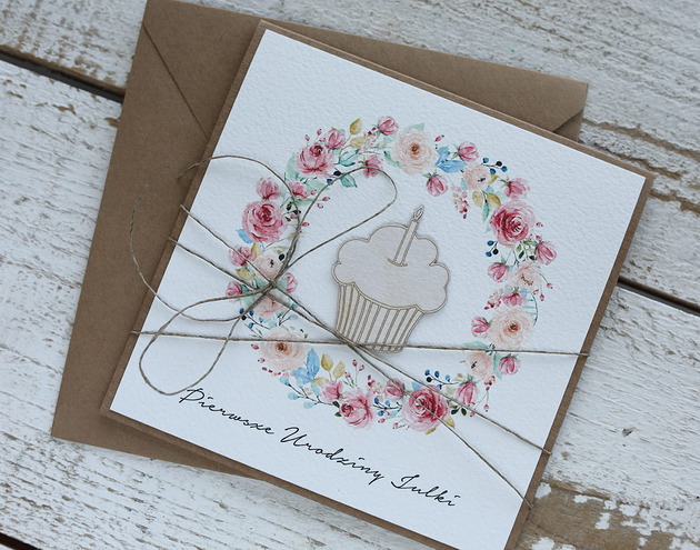 kartki scrapbooking Personalizowany prezent - Ręcznie robiona kartka na roczek dla dziewczynki -