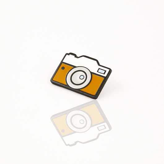 Pins aparat "Retro Camera" PINSWEAR