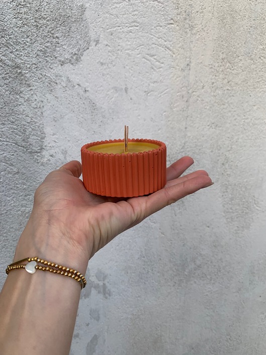 świeczniki i świece Świeca miód, dynia, goździk i cynamon