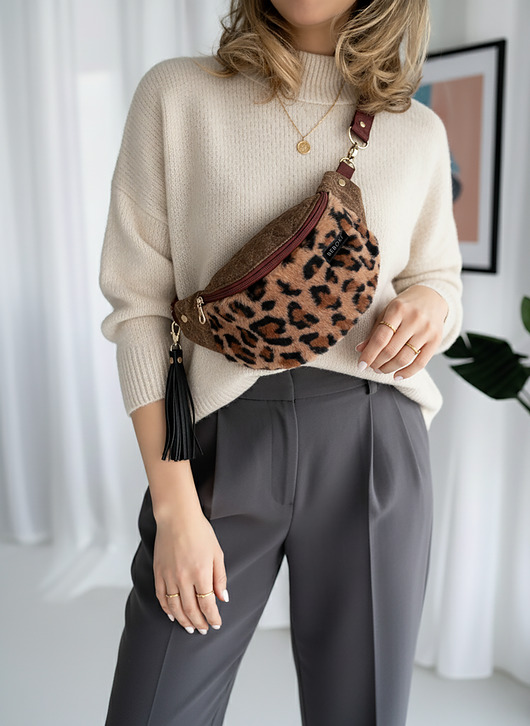 torebki różne Nerka z eko futra w Panterkę w rozmiarze M + miniporfel gratis