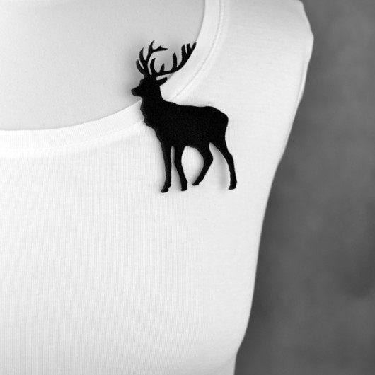 FeltDeer 2 felt label