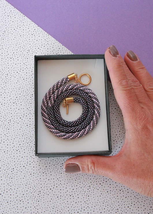 naszyjniki - inne Naszyjnik ze Szklanych Koralików