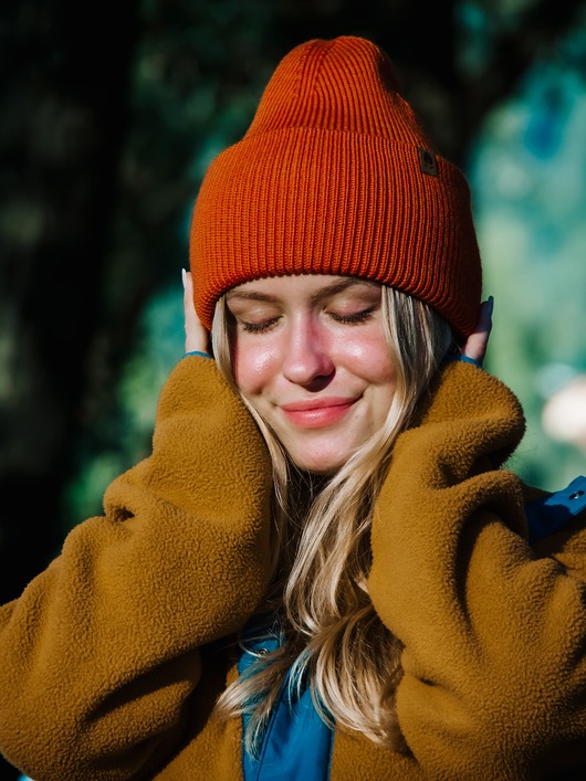 czapki damskie ŁANIA - czapka 100% wełna merino- pomarańczowy