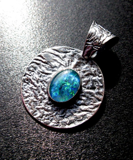 opal australijski w srebrze Pracownia Neores