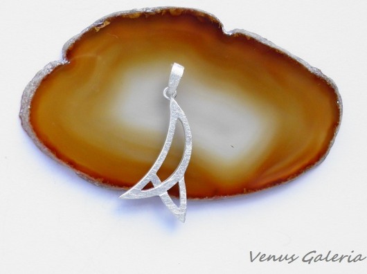 Wisiorek - Luna biała mała VENUS GALERIA