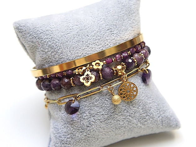 bransoletki z kamieni naturalnych Zestaw bransoletek Rubiny   - Szlachetna kolekcja