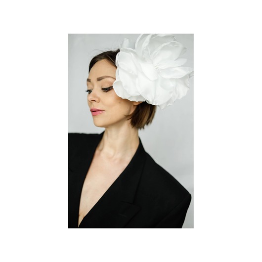 broszki Duża broszka kwiat biała