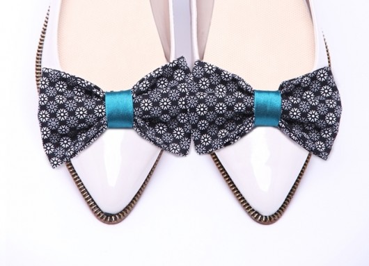 Vintage Girl - Black - klipsy do butów HowDoILook