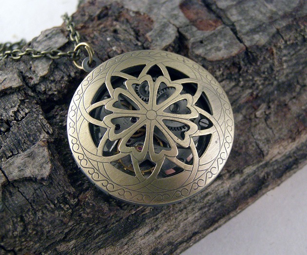 wisiory Mechaniczny sekretnik  159