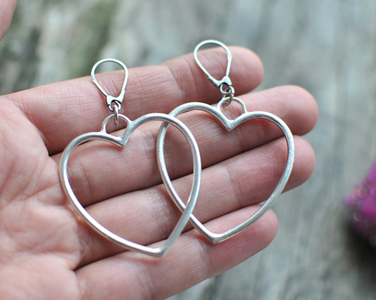 kolczyki srebrne Duże kolczyki serca - srebrne lub mosiężne