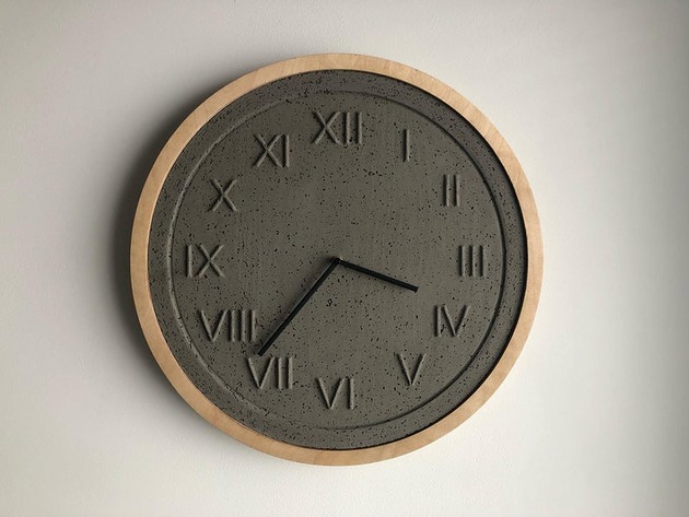Minimalistyczny zegar betonowy z drewnianą ramką Tesla Home Studio