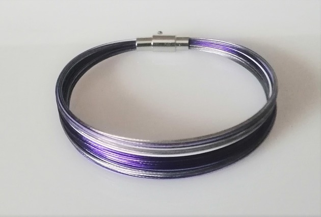 Minimal Violet Mitsu