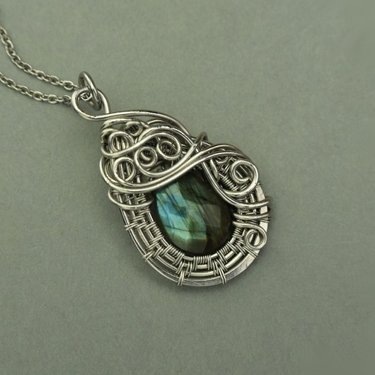 wisiory Wisiorek oryginalny labradoryt wire wrapping