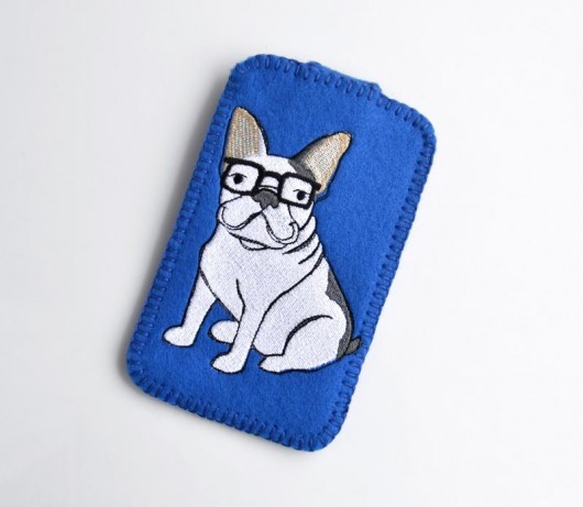 Etui na telefon z Buldogiem Tulis
