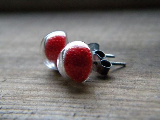 kolczyki wire wrapping czerwone maliny - kolczyki