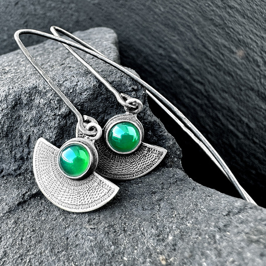 kolczyki srebrne Orientalne kolczyki srebrne wachlarze z zielonym onyksem