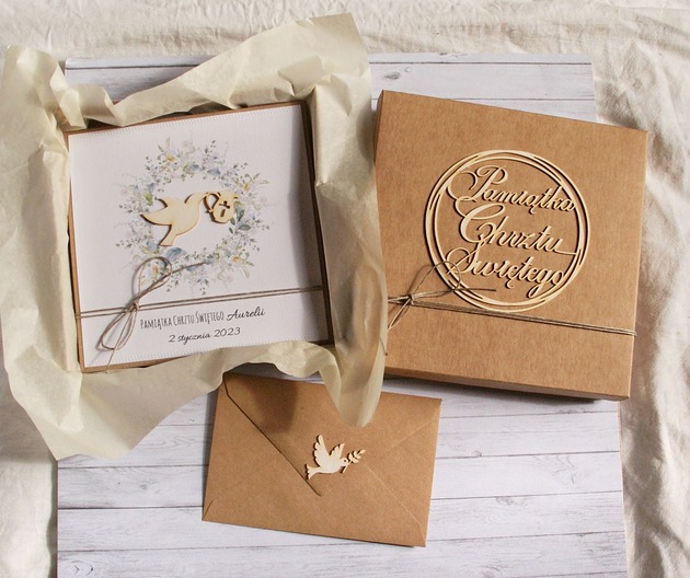kartki, zaproszenia na chrzest Chrzest - kartka, personalizacja, pudełko, koperta