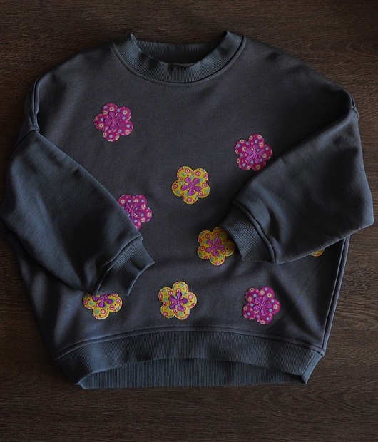 bluzy dla dziewczynki Bluza oversize The Grey szara Unisex Mini Kwiaty