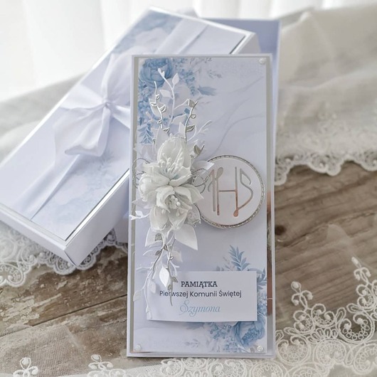 kartki na komunię Personalizowana kartka na Pierwszą Komunię Świętą w pudełku dla chłopca