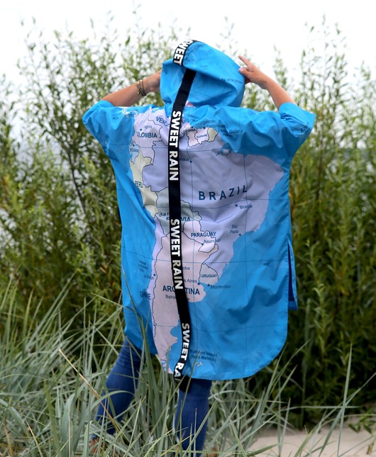 płaszcze damskie Peleryna Blue World