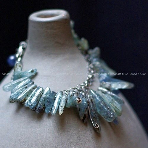 KYANIT  .........bransoleta cobalt