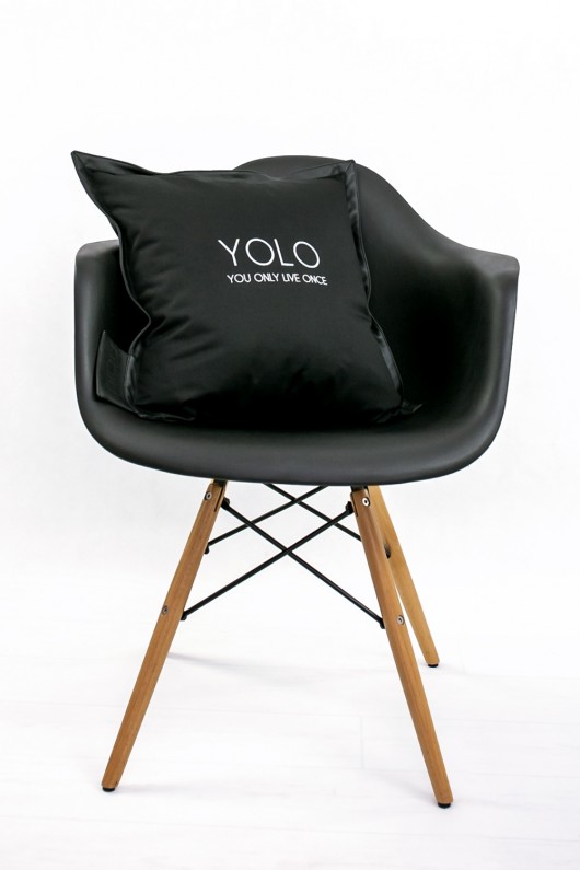 poducha YOLO miau design