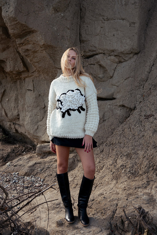 swetry damskie  Sweter Sheep