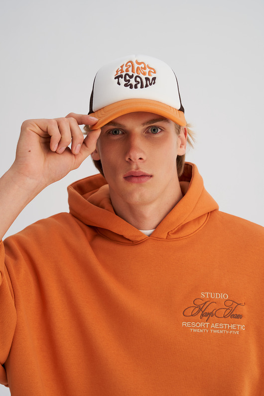 czapki i kapelusze męskie Kolorowa czapka TRUCKERKA brązowo - pomarańczowa