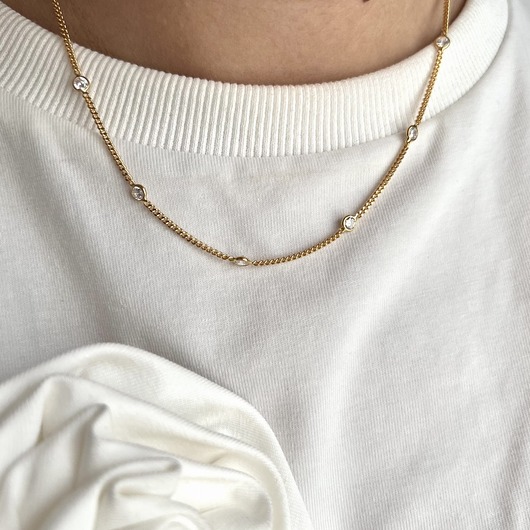 chokery Srebrny pozłacany naszyjnik choker pancerka z cyrkoniami
