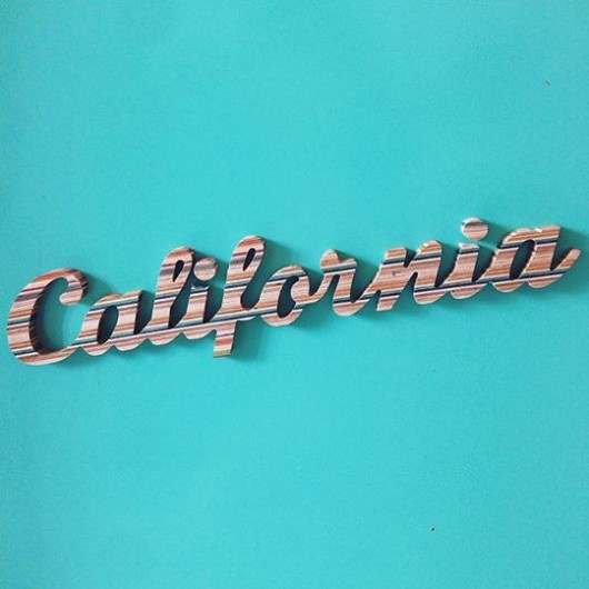 Drewniany Napis Magnes California BoardThing