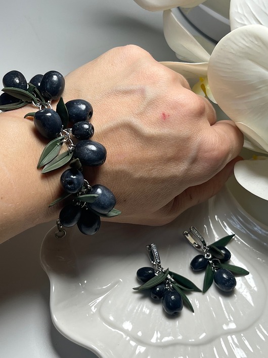 komplet biżuterii Wyjątkowy komplet biżuterii "Czarna Oliwka"