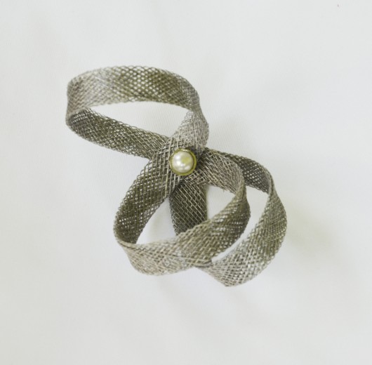 szara spineczka YOKOdesign