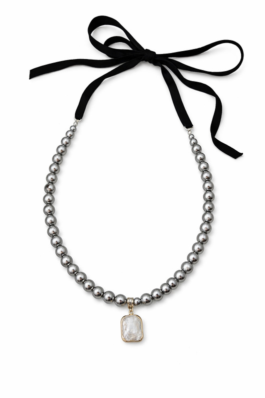 korale Naszyjnik z hematytem i perłą