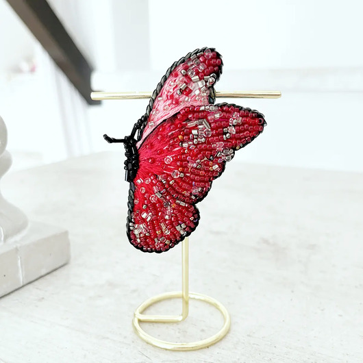 broszki Broszka MOTYL 17  ręcznie haftowana przypinka ćma owady