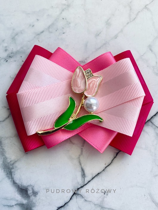 broszki Kolekcja Kwiatowa z Tulipanem i perłą