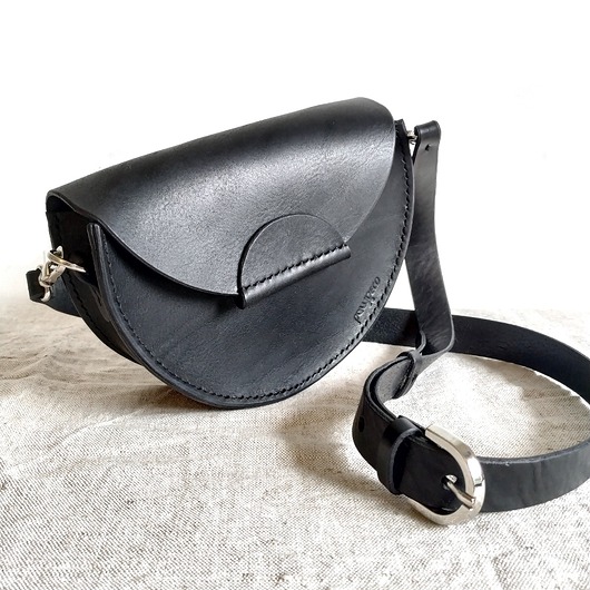 torby na ramię ROUND bag  półkole crossbody czarna skóra jucht