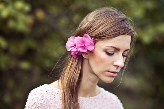 Piękne różowe kwiaty z organzy  - 020 Liliana Krokodylu