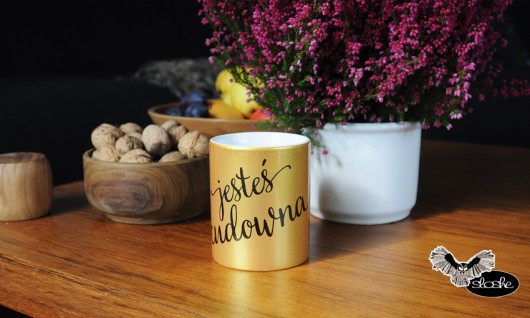 Jesteś cudowna, kubek 330ml w złtym kolorze Sowia Aleja