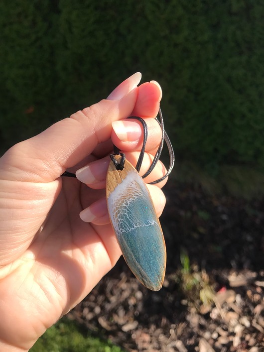 naszyjniki - inne Naszyjnik drewniany deska surfingowa