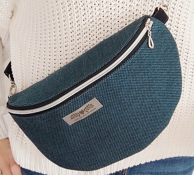 saszetka nerka Turkusowa nerka pleciony materiał boho na ramię