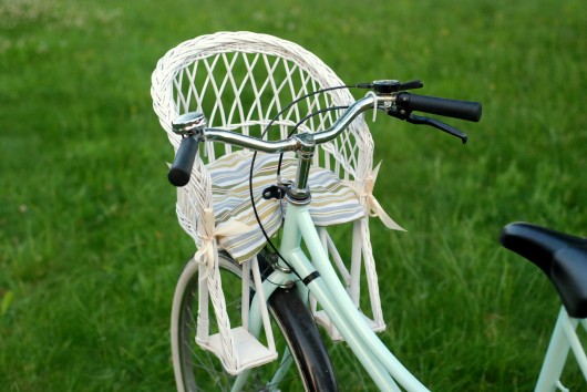 akcesoria dziecięce - różne Wiklinowy fotelik na rower dla dziecka+PODUSZKA