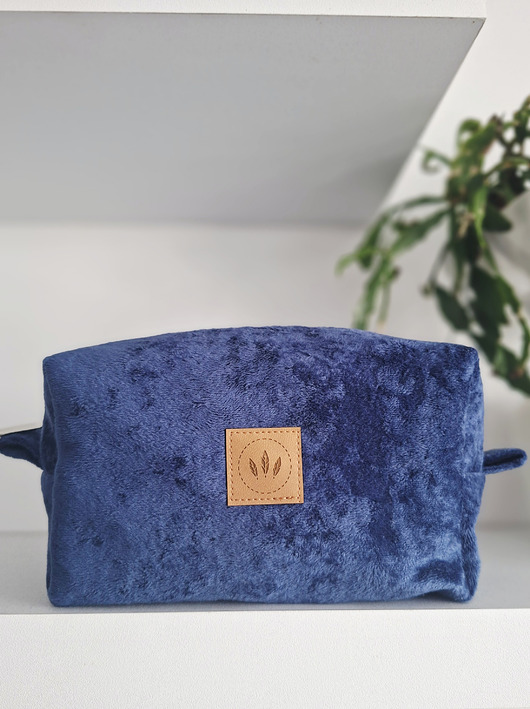 kosmetyczki Kosmetyczka z puchatego weluru Granatowa