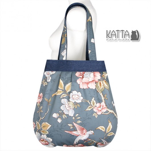 Flowers in blue vol.lll Katta