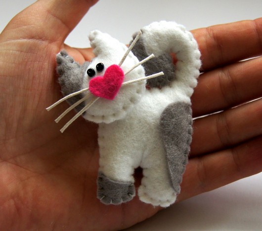 Biały kotek TinyArt