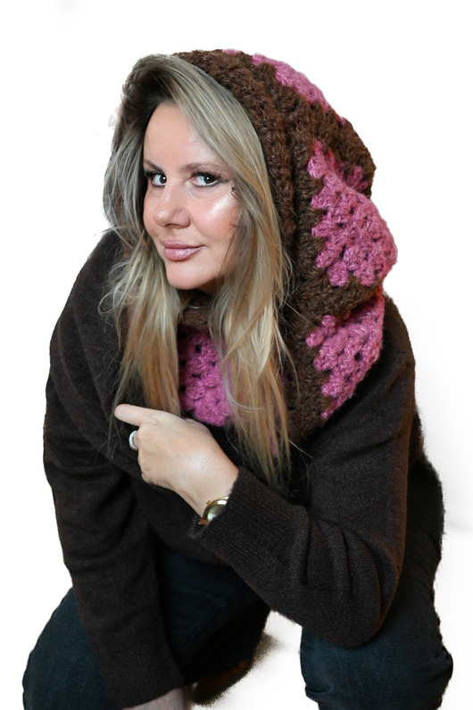 czapki damskie Czekoladowa komoniarka alpaka handmade, ręcznie szydełkowana zimowa czapka