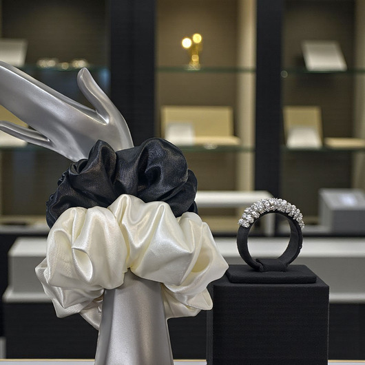 gumki do włosów Scrunchie X XL .2 satynowe gumki